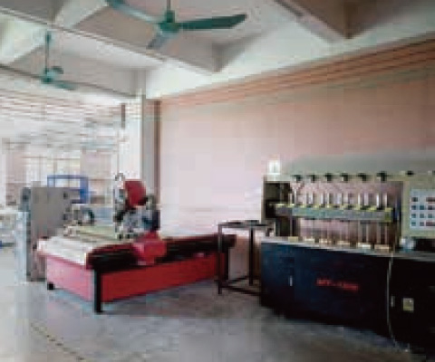 ダイヤモンド研磨機